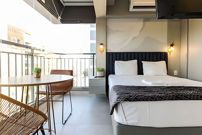 Studio Estilo: Espaçoso e completo em Moema
