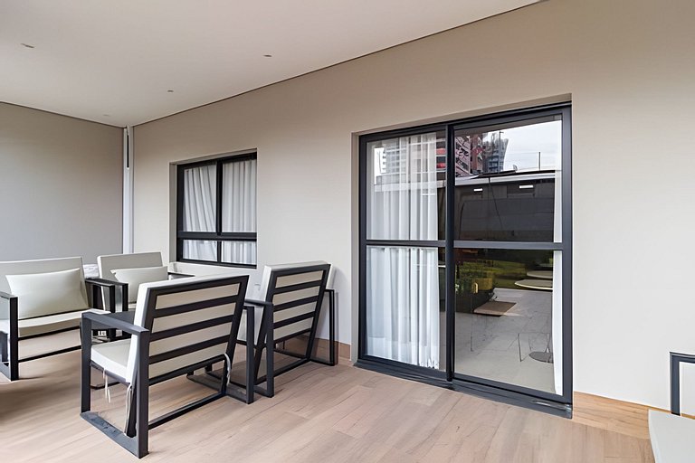 Apto 1 Dormitório em Moema próx. ao Metrô