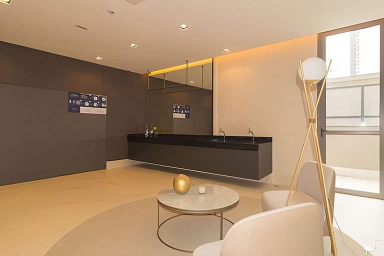 Studio no Coração de Moema com Varanda