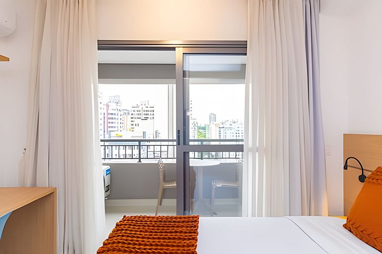 Studio no Coração de Moema com Varanda