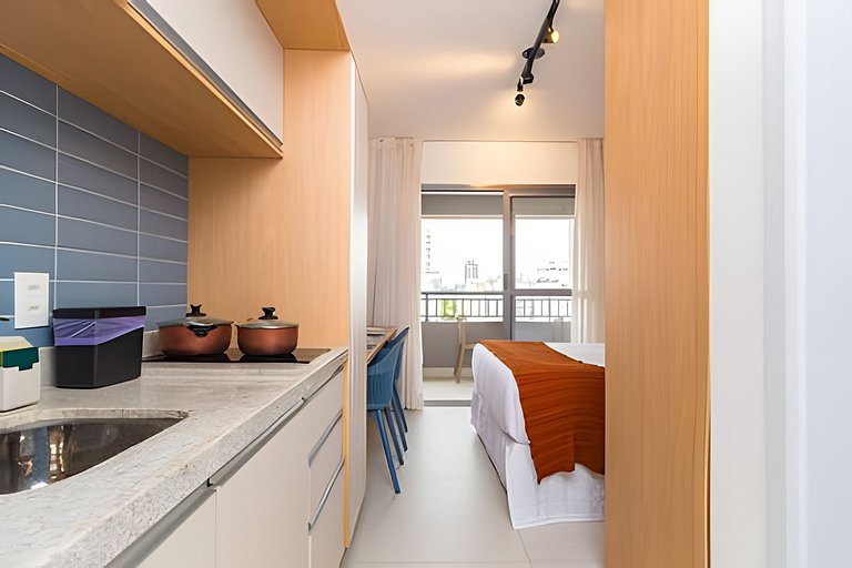 Studio no Coração de Moema com Varanda