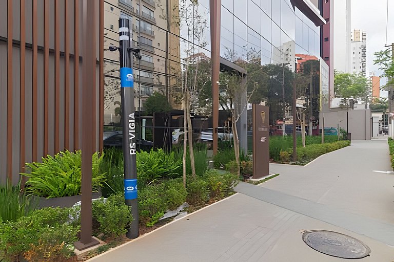 Studio no Coração de Moema com Varanda