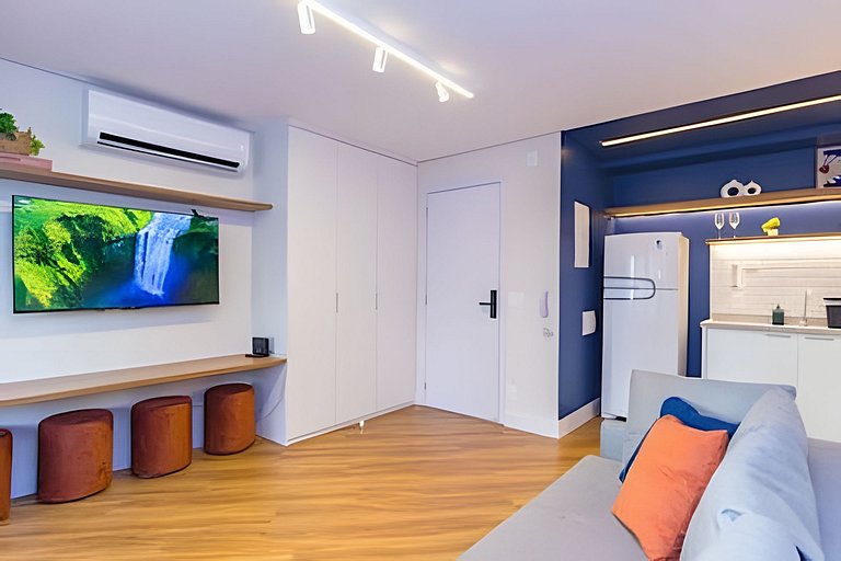 Apê de 2 Dormitórios no Melhor Prédio de Moema