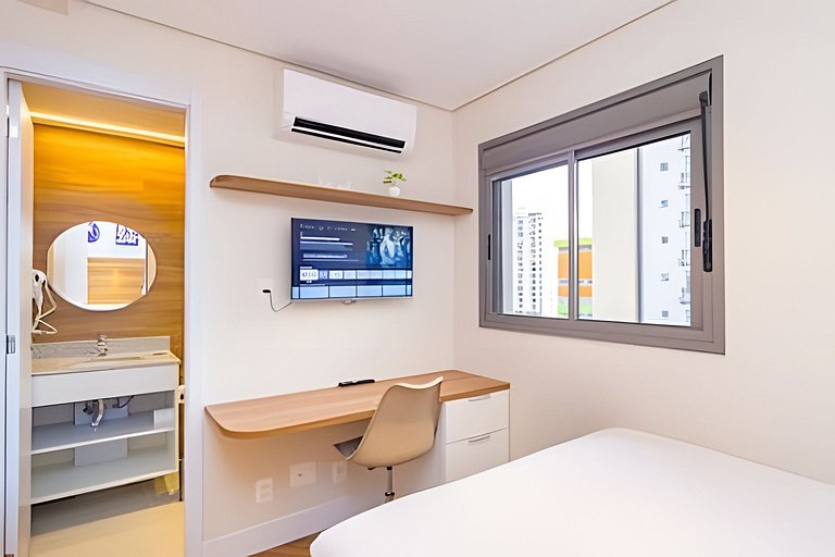 Apê de 2 Dormitórios no Melhor Prédio de Moema