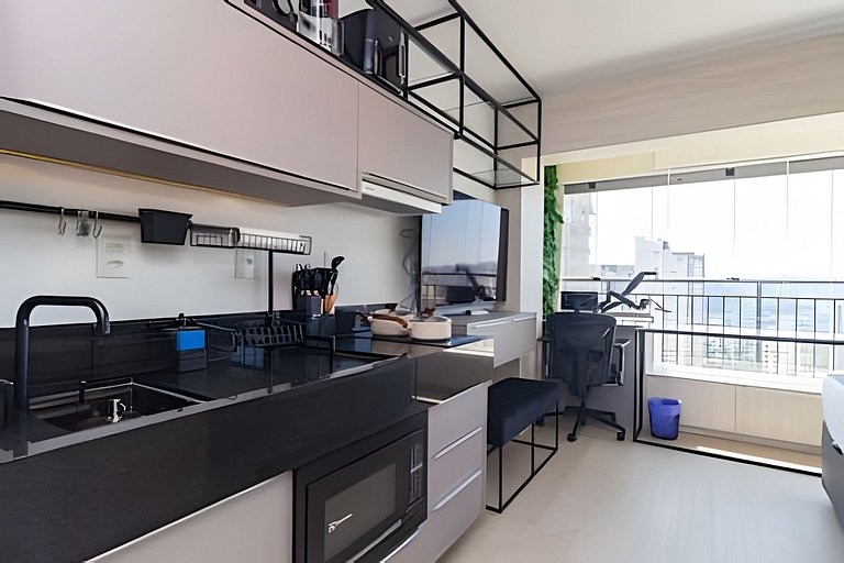 Home Office Perfeito: Studio no Coração de Moema